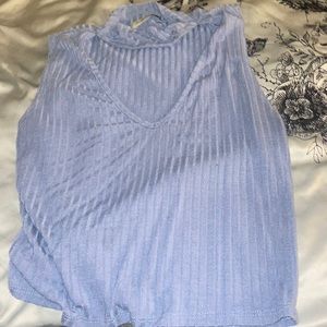Blue cropped v neck